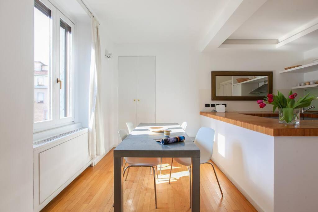 Hacca Collection - Brera & Fashion District - Bright 2Br Apt ميلان المظهر الخارجي الصورة
